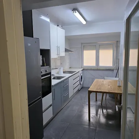 Odistay ゲストハウス オディヴェーラス